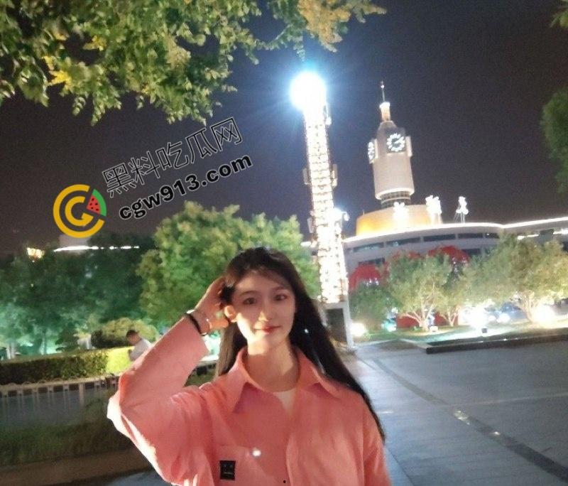 郑州大四校花【周晓晓】的肉欲沉沦:实习期间沦为领导的玩物,身穿情趣装,骚穴被爆操,沦为肉便器