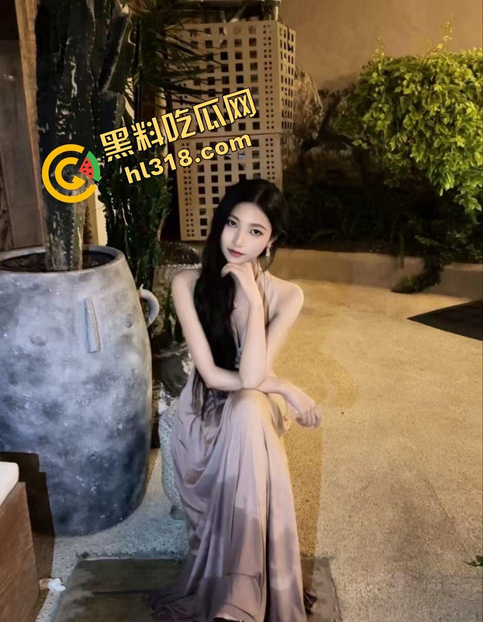 近距离高清锁死怼脸美穴诱惑,双腿夹紧线条毕现细节拉满,美感紧致一览无遗!