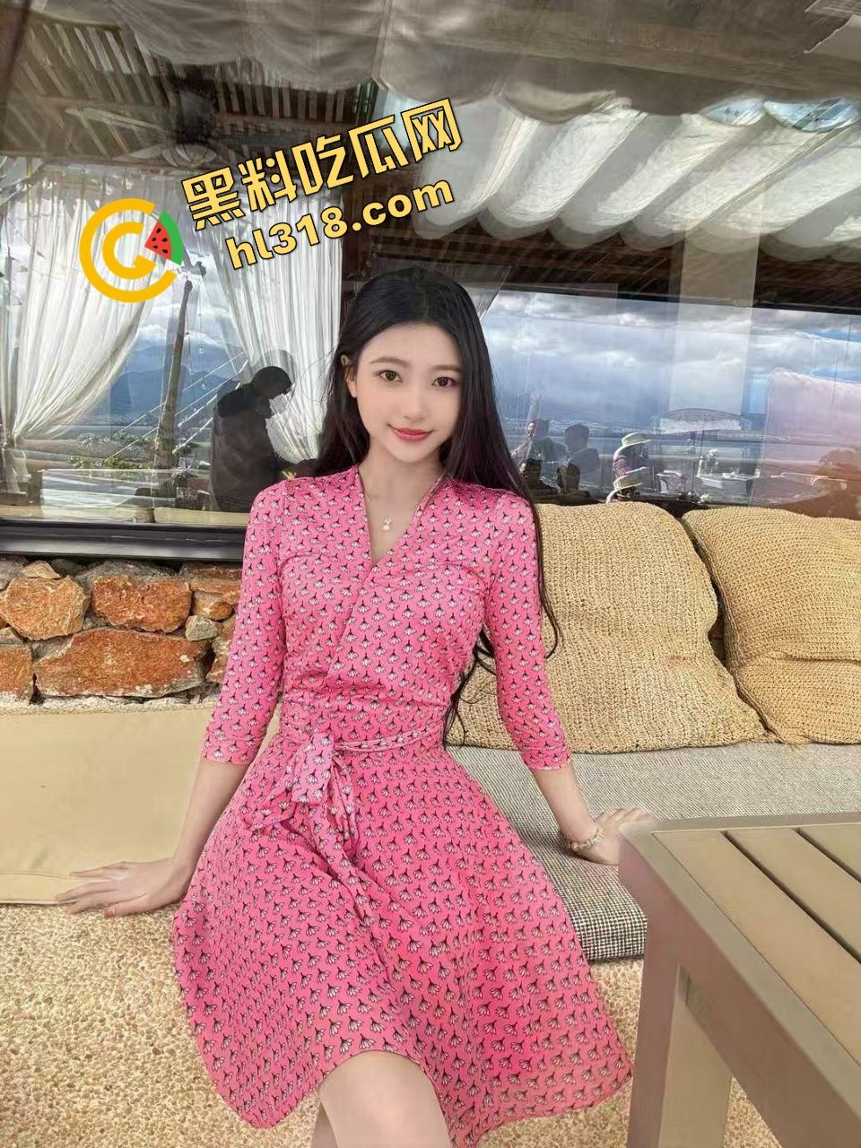 近距离高清锁死怼脸美穴诱惑,双腿夹紧线条毕现细节拉满,美感紧致一览无遗!