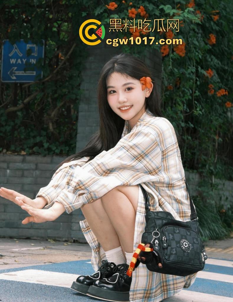 重口慎点！充气式肛塞，导尿管，玩弄穿环女奴！一开始以为平平无奇，拔出来才知道这肛门这么能塞啊！