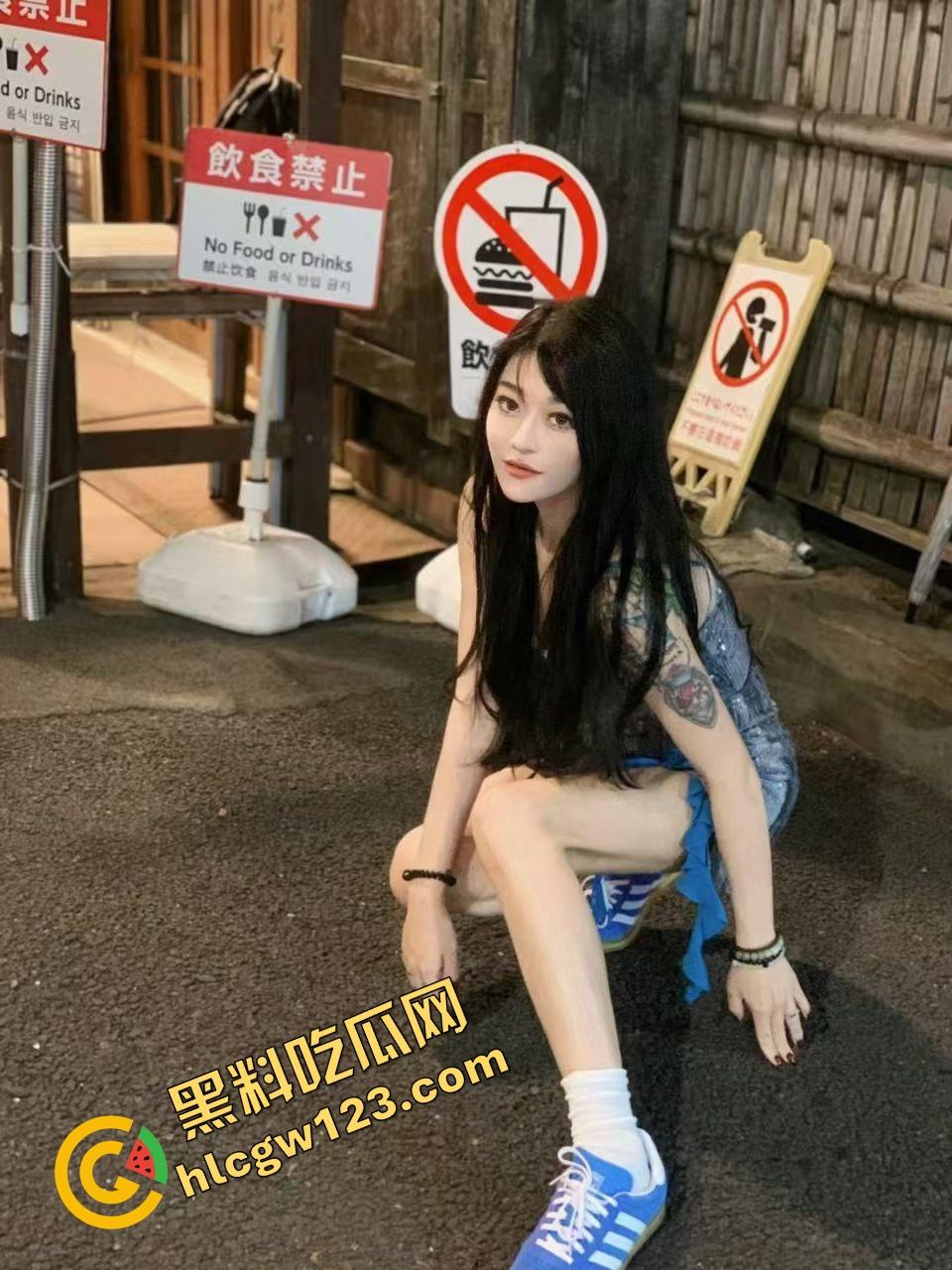 别再幻想什么天生紧致了,都是海克斯科技硬给收的,这年头的小穴,哪有天然紧的?没整过你都不配叫tight!