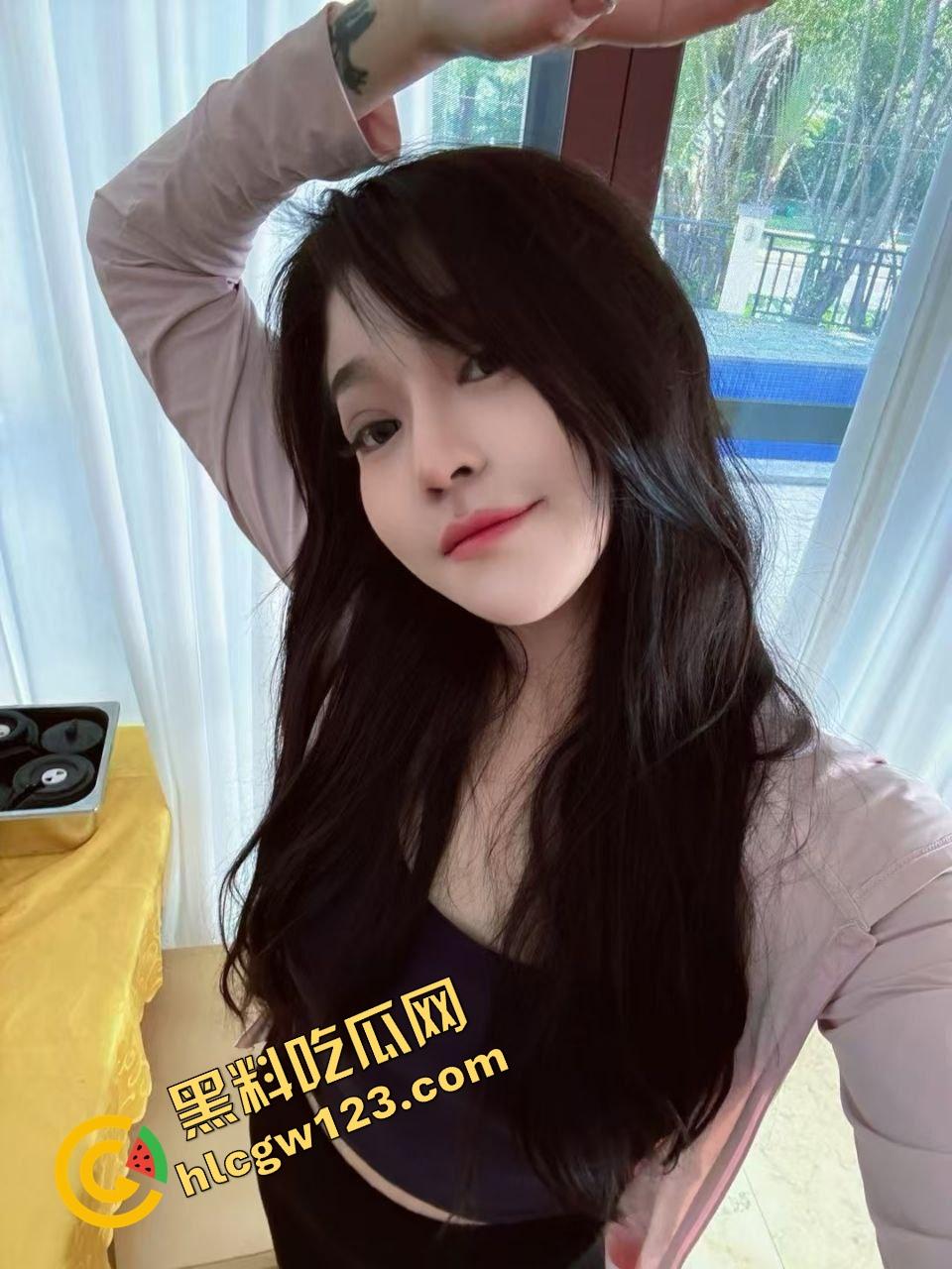 别再幻想什么天生紧致了,都是海克斯科技硬给收的,这年头的小穴,哪有天然紧的?没整过你都不配叫tight!