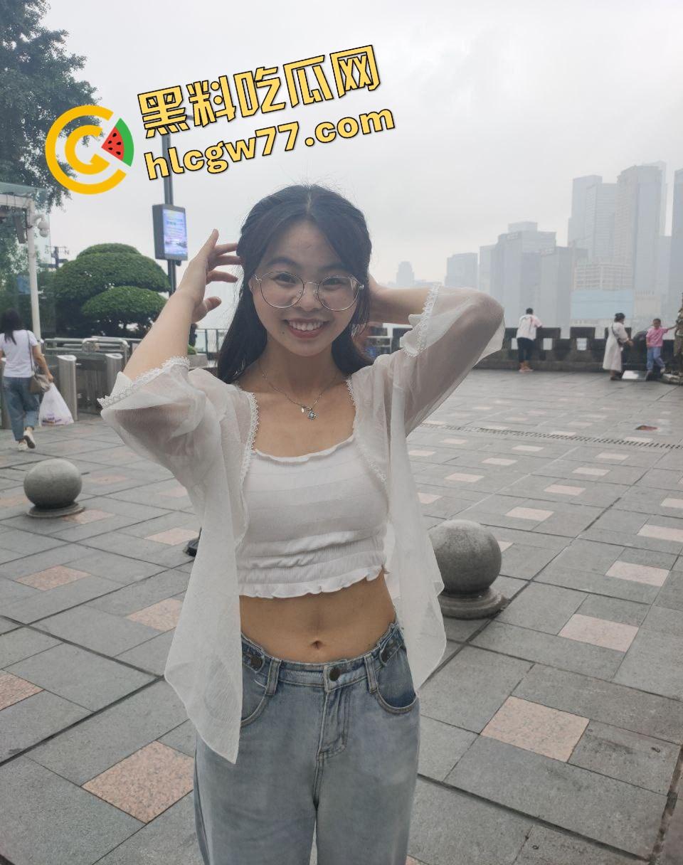 四川学院女辅导员【岳敏】政法高材生堕落成金主肉玩具,穿黑丝被后入爆干,肥臀摇到床都响!