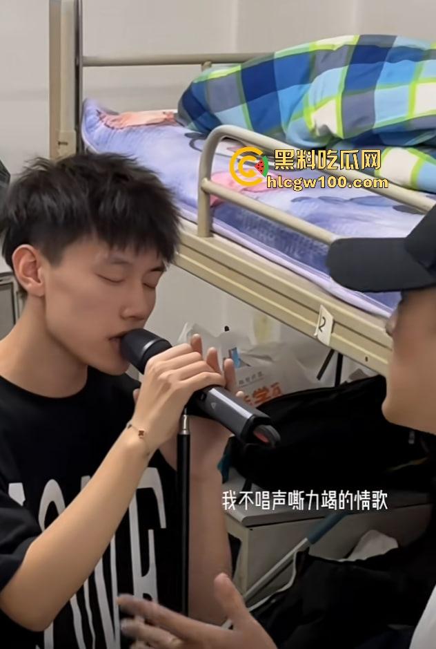 哈市抖音网红【杨可新cloud】种马门事件 手机曝光性爱视频堆成山,恋爱期间狂出轨,时间管理大师私生活淫乱不堪!