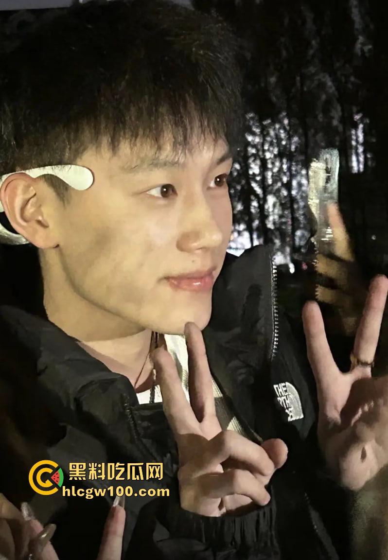 哈市抖音网红【杨可新cloud】种马门事件 手机曝光性爱视频堆成山,恋爱期间狂出轨,时间管理大师私生活淫乱不堪!