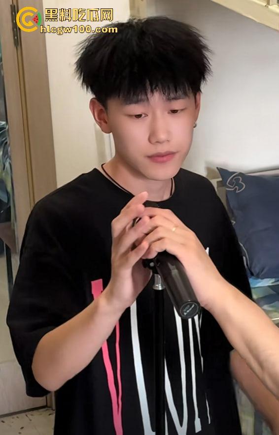 哈市抖音网红【杨可新cloud】种马门事件 手机曝光性爱视频堆成山,恋爱期间狂出轨,时间管理大师私生活淫乱不堪!