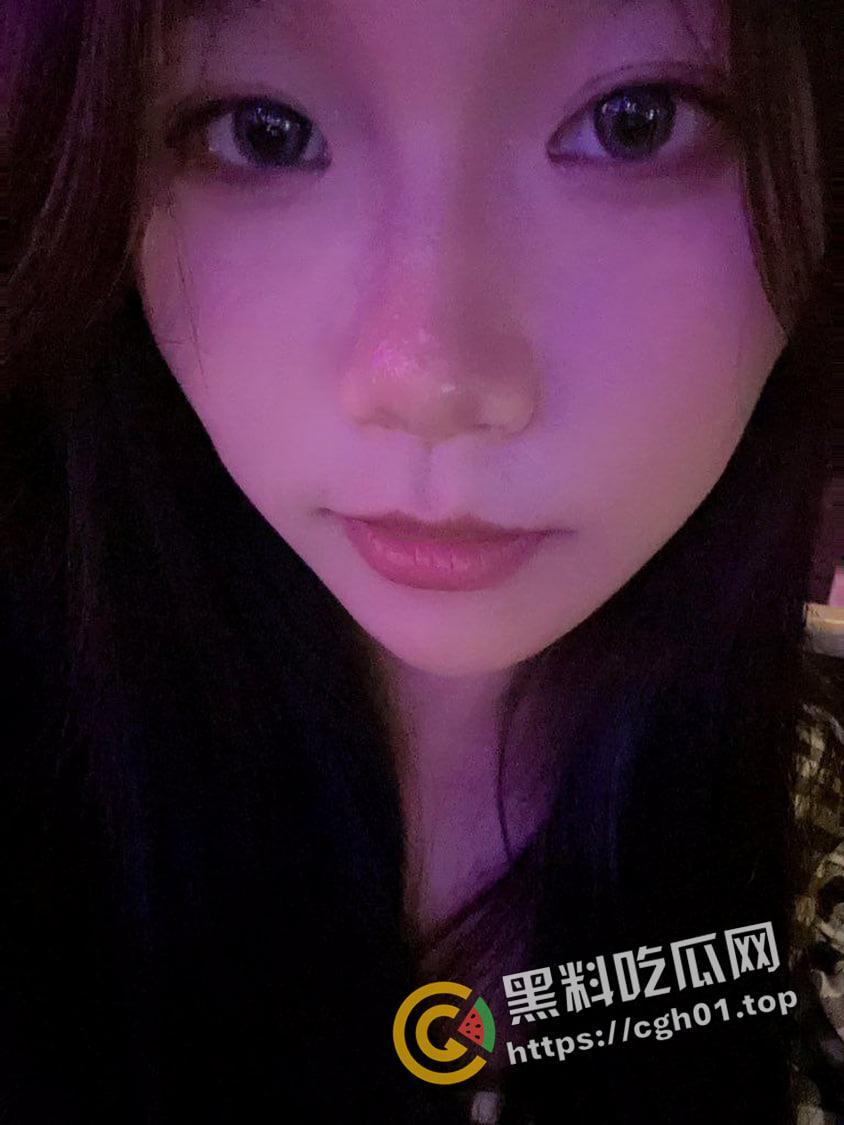 集美大学女大学生重磅流出!冰山御姐的反差另一面 男友视角的粉嫩母狗