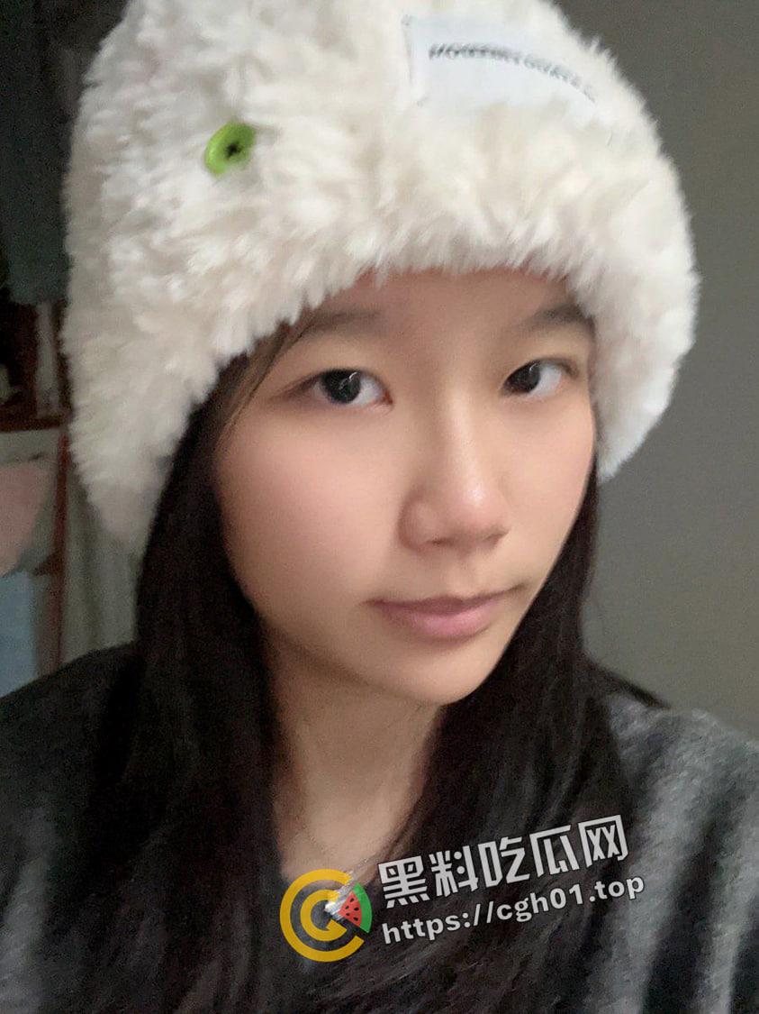 集美大学女大学生重磅流出!冰山御姐的反差另一面 男友视角的粉嫩母狗