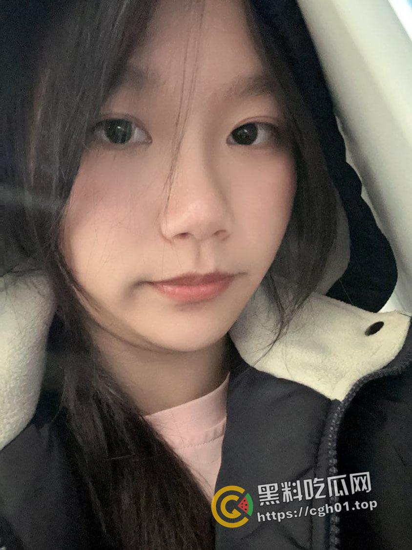 集美大学女大学生重磅流出!冰山御姐的反差另一面 男友视角的粉嫩母狗