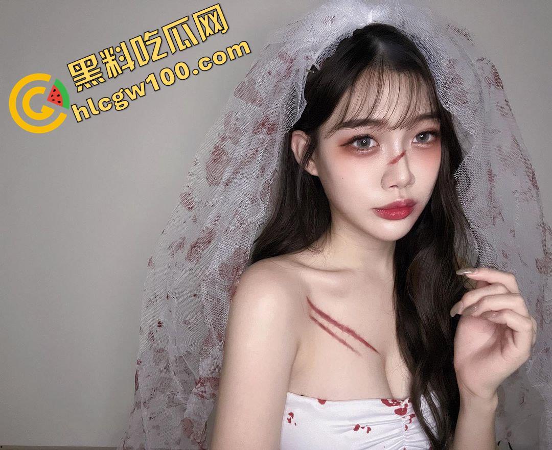 台湾高雄超甜模特【lhua】胯下口交舔屌,主动骑在鸡巴上坐下去来回抽插