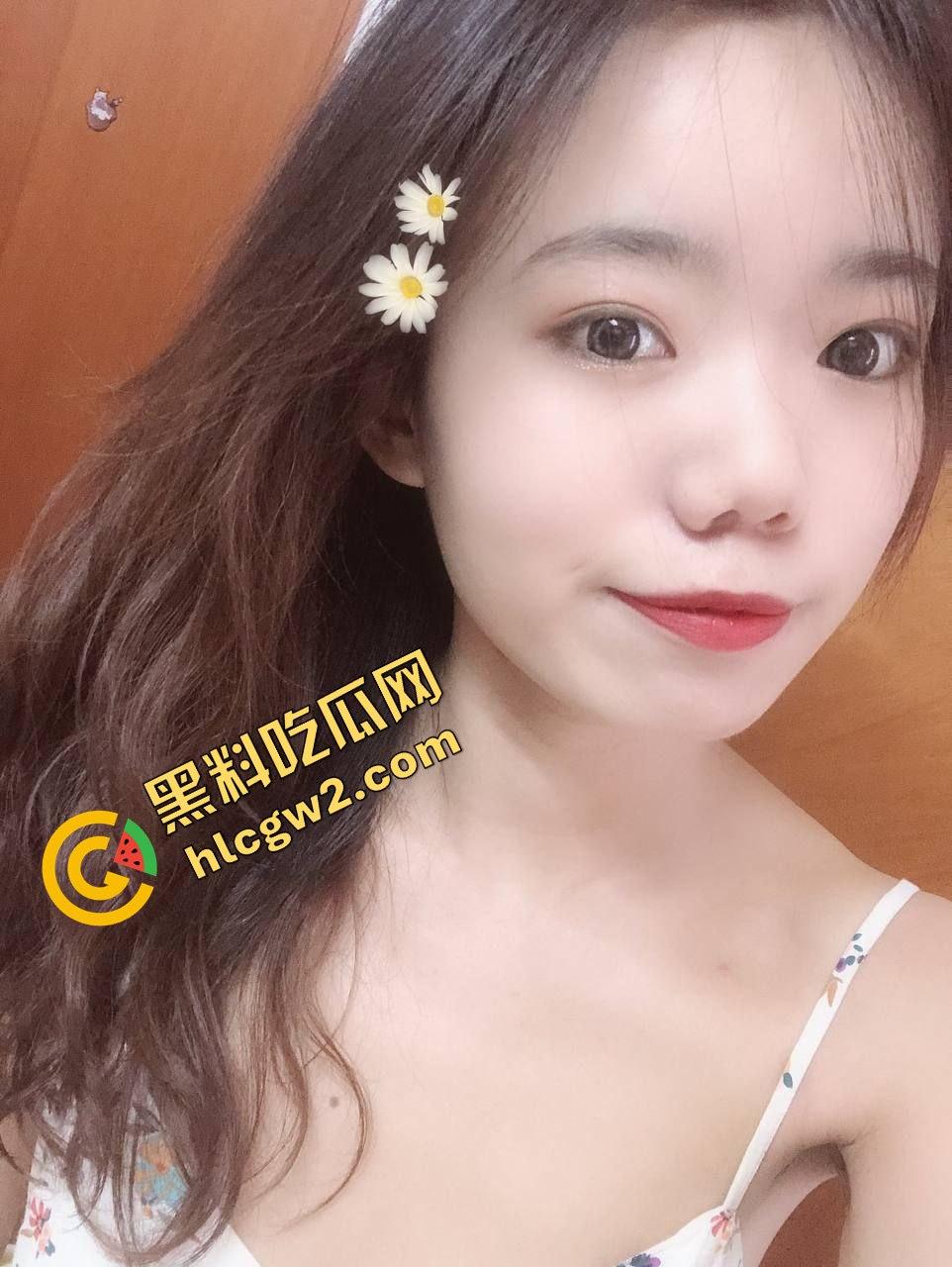 山东烟台反差人妻母狗『皱瑜』搁家与猛男老公做爱 口活带感淫叫贼骚!独家流出!