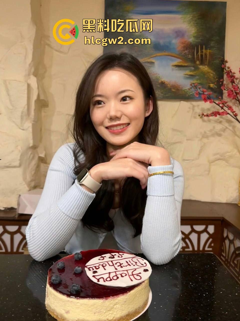 山东烟台反差人妻母狗『皱瑜』搁家与猛男老公做爱 口活带感淫叫贼骚!独家流出!