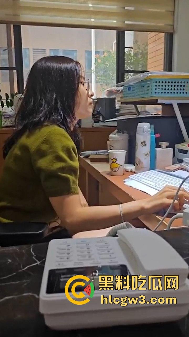 福州大学男老师 刘西蒙 被小三大闹办公室 原因竟是他联合原配敲诈小三上千万