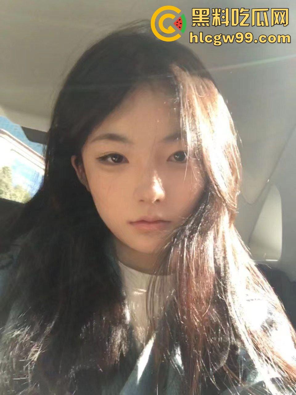 浙江中医药大学嫩妹【孙婷沅】被金主3W包养,JK制服黑丝酒店狂插,假装害羞却爽到欲仙欲死!