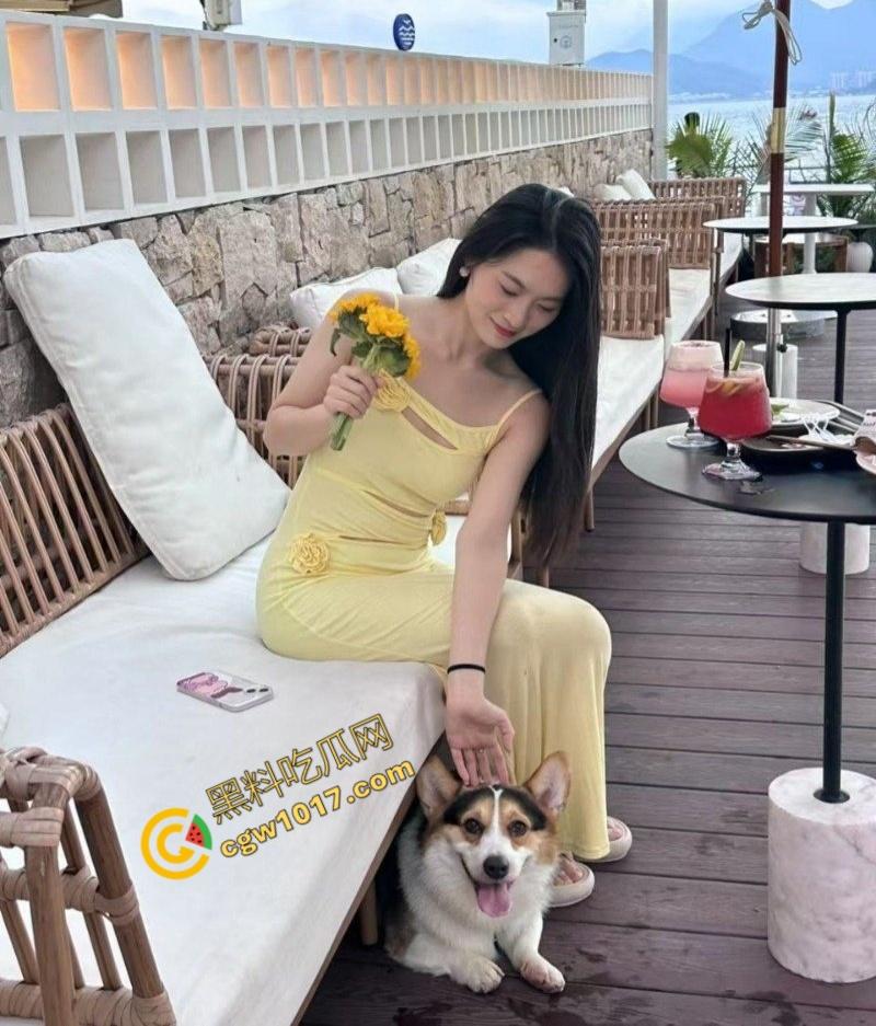 天津丽新里爆出激情大瓜!渣男【樊俊杰】与极品炮友上演春宫大戏,业主群频频曝光,裸体传单满天飞,小区成了淫乱战场!