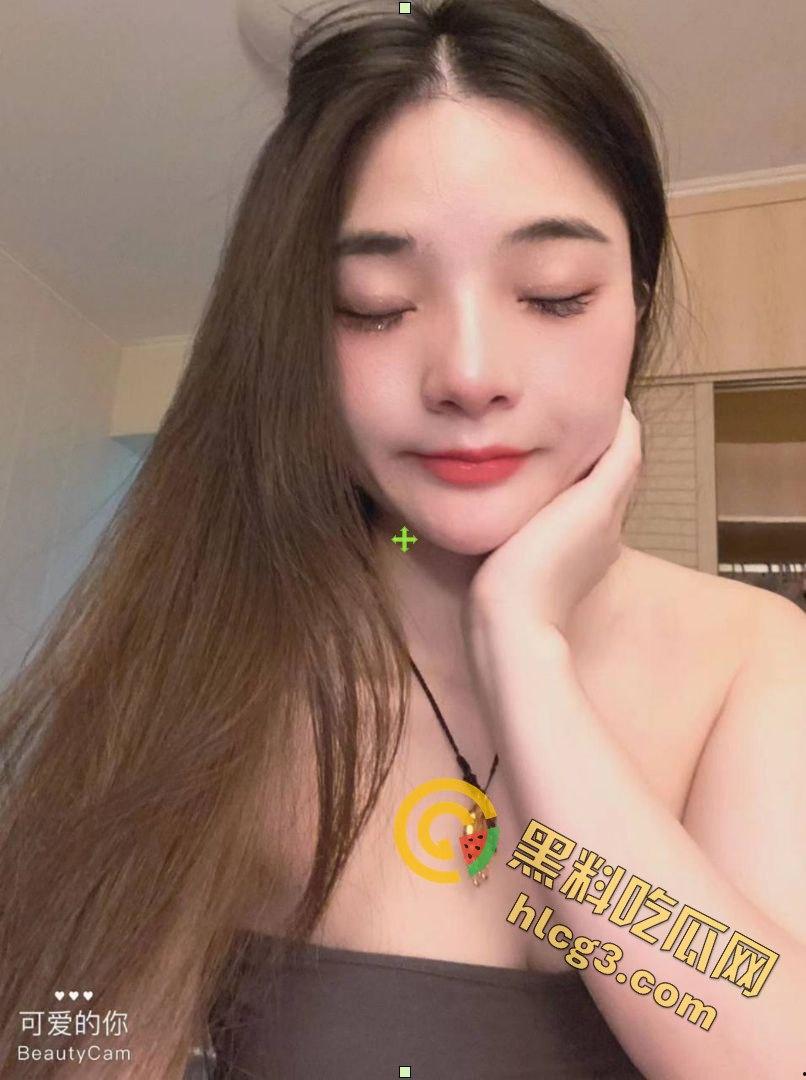 福州高颜值妹子私拍流出，口活啪啪被按双乳抽插令人爽爆