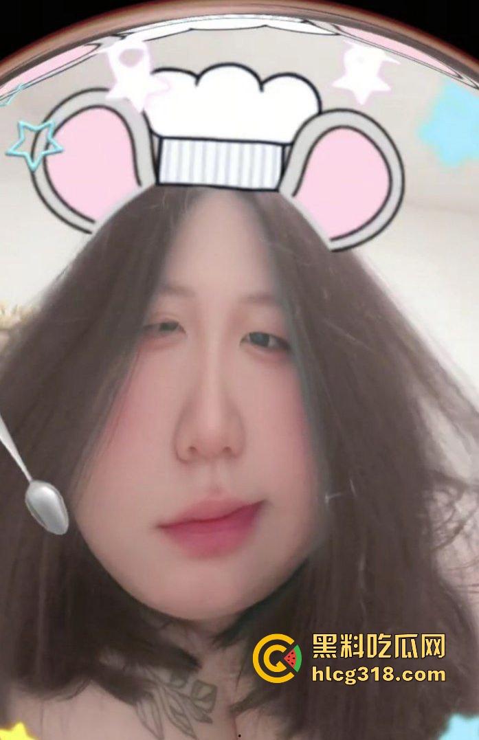 浙江金华韩小骚货【林依依】抖音【超想吃芋泥诶】自慰视频曝光,童颜巨乳自慰骚穴白浆拉丝极为骚浪!