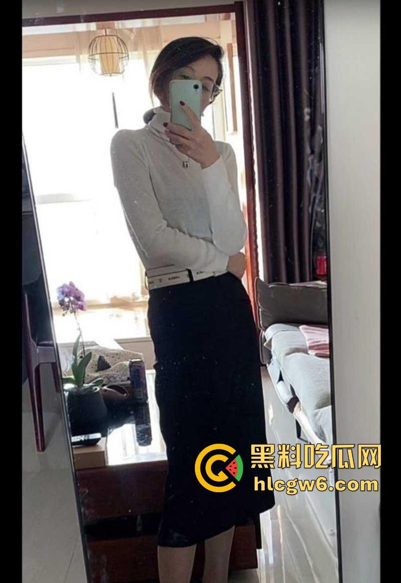 涡阳县小学女校长塌房视频流出 风韵少妇上位疑似靠教育局长床上绩效 后入摇床摇出来的校长椅稳如泰山!
