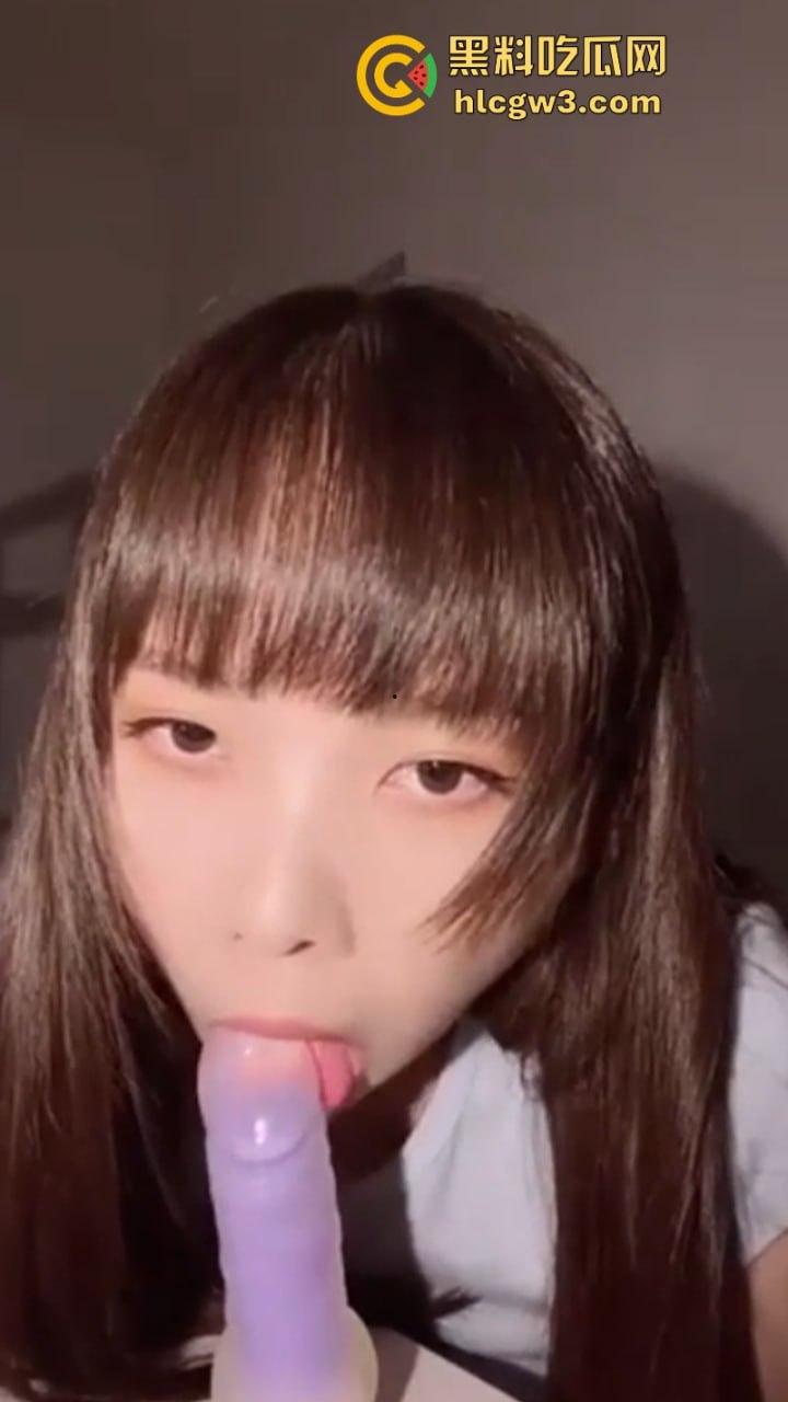 日本高颜值福利姬【YunaTamago】与男友的性爱运动 暴力掐脖后入 高潮浪叫