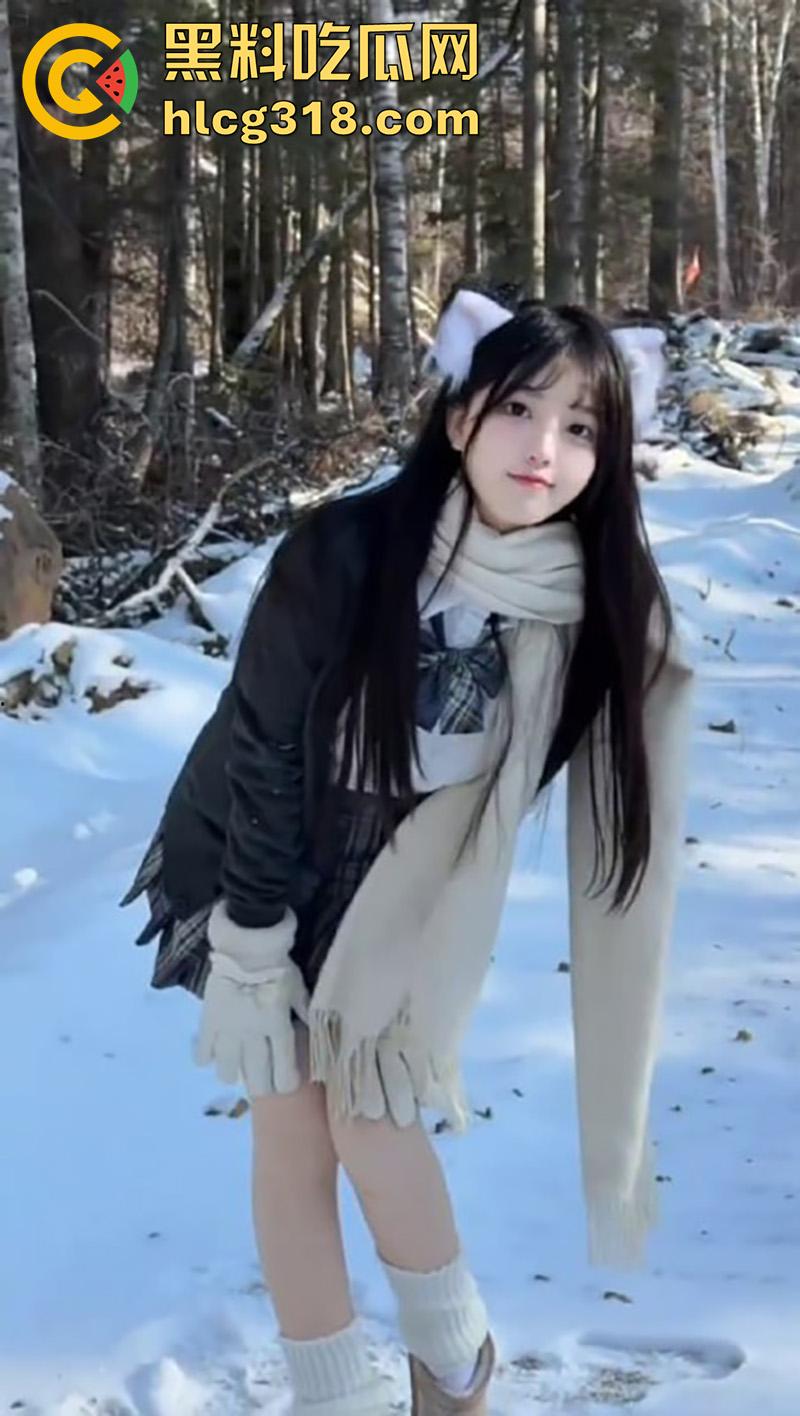 校园女神竟是舔肛狂人,湖北师范学院【胡茜婷】,众人追捧的校园女神,私下秒变母狗,小粉穴超诱人!