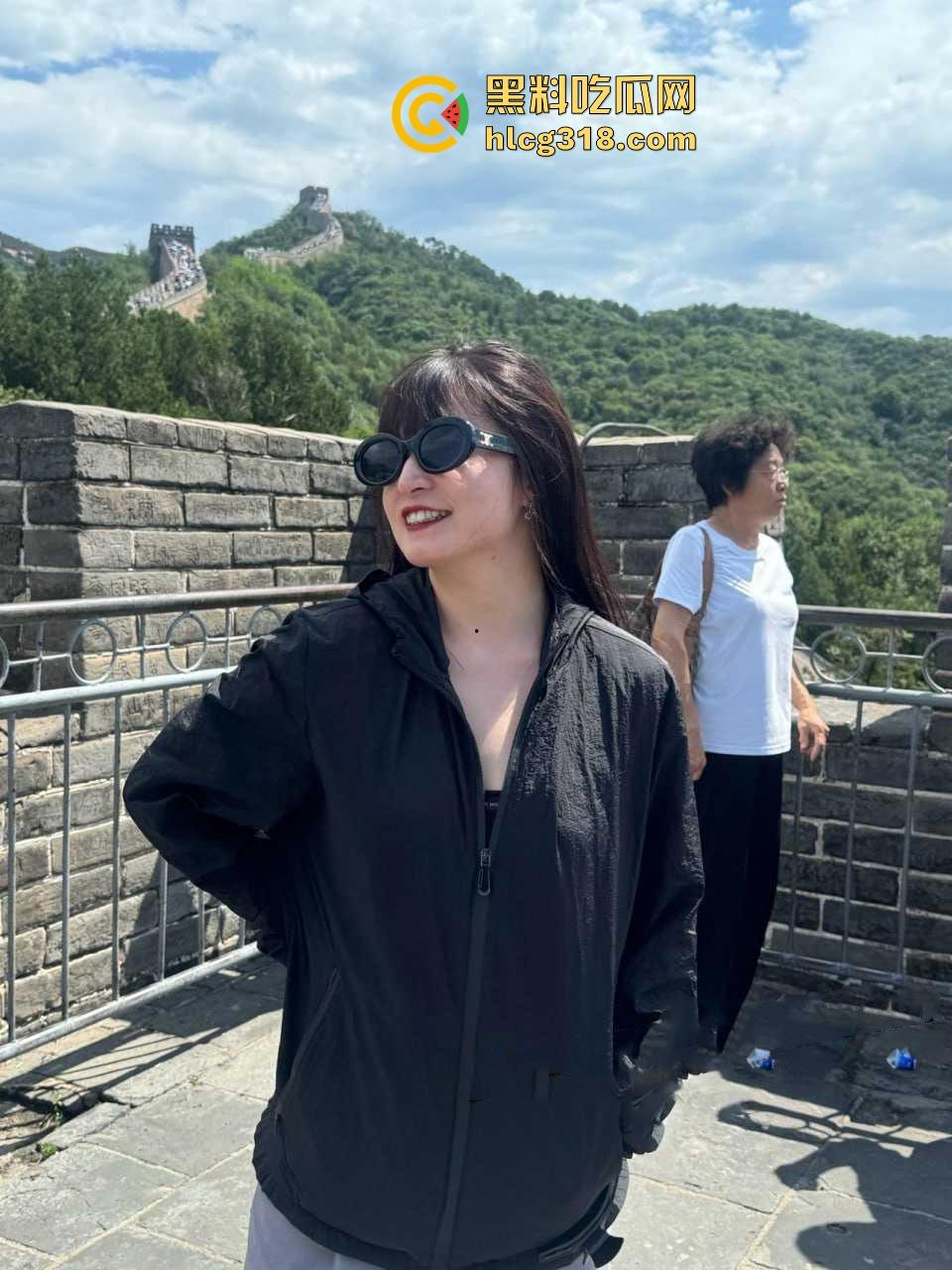 真实投稿!骚逼女友异地出轨成都咖啡店老板,线上聊骚及裸聊各种玩弄,前男友怒爆性爱视频!