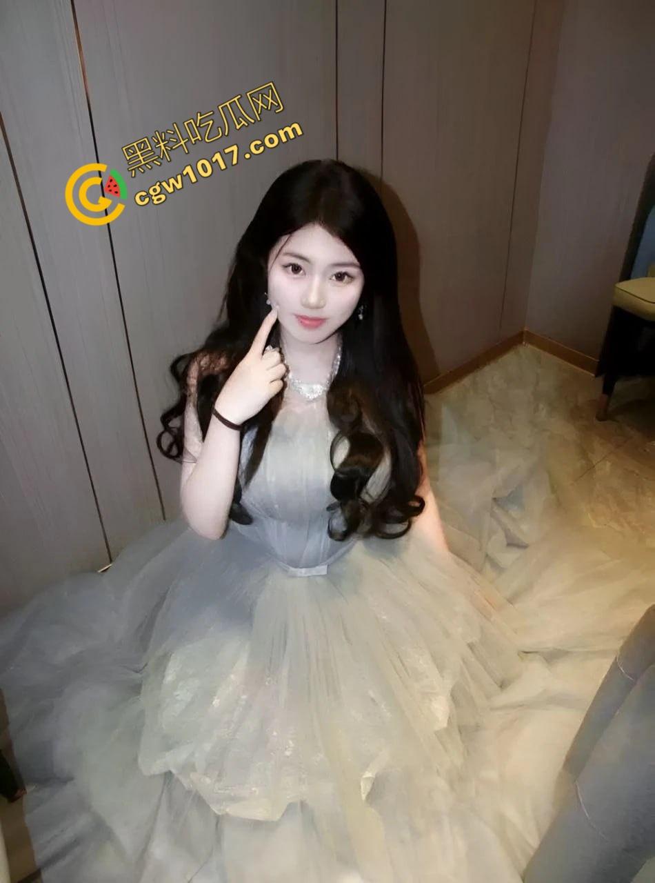 福建大学大一学妹【李梓涵】,清纯外表下藏淫荡欲望,裸聊勾引到酒店操逼,激情7次,叫声震酒店,渣男曝光视频全校疯传