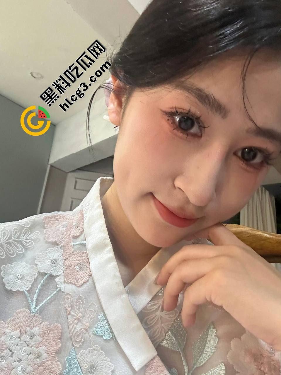 一狗两主!徐州医科大学反差拜金女神『姚婷』按头口交 暴力后入 轮流来操 记录性爱视频泄密流出