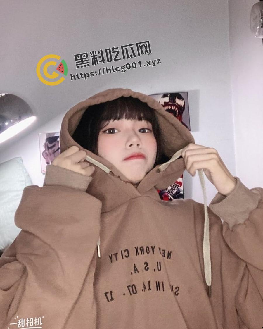 贵州职业技术学院翘臀精神小妹 极品炮架 后入狂喷 这怕不是属水枪的 做爱视频被前男友流出