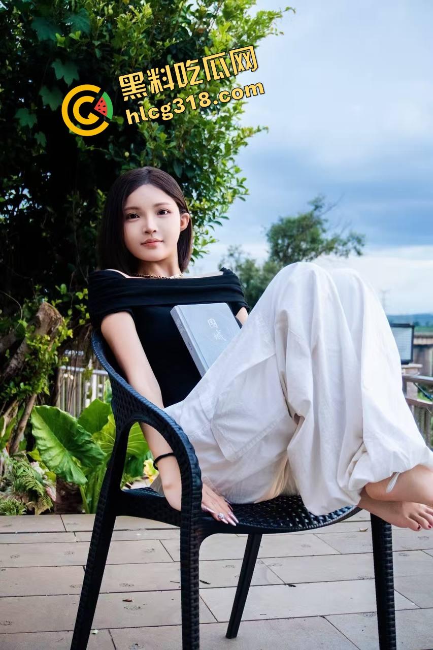 苏州城北小区少妇『李婉儿』爆操时被一边日一边扇脸打奶,脸跟奶子都被打红了还浪叫,这炮情绪拉满!