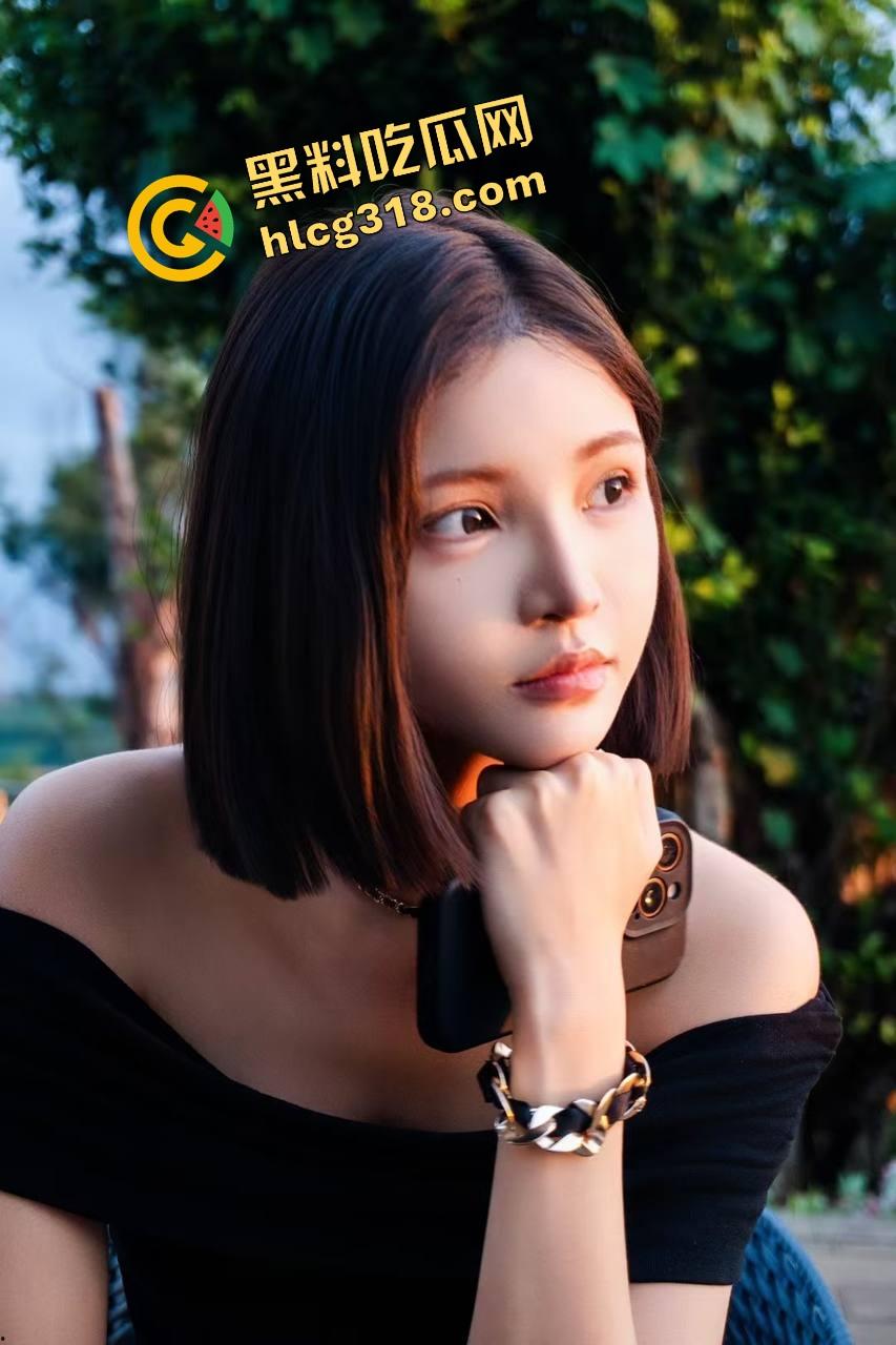 苏州城北小区少妇『李婉儿』爆操时被一边日一边扇脸打奶,脸跟奶子都被打红了还浪叫,这炮情绪拉满!