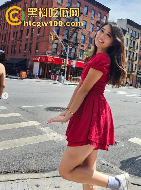 美国留学生【赵子怡】沦为美国大肉棒猎手 跪舔墨西哥猛男被操到失禁 高冷学霸满脸淫水丢人现眼!