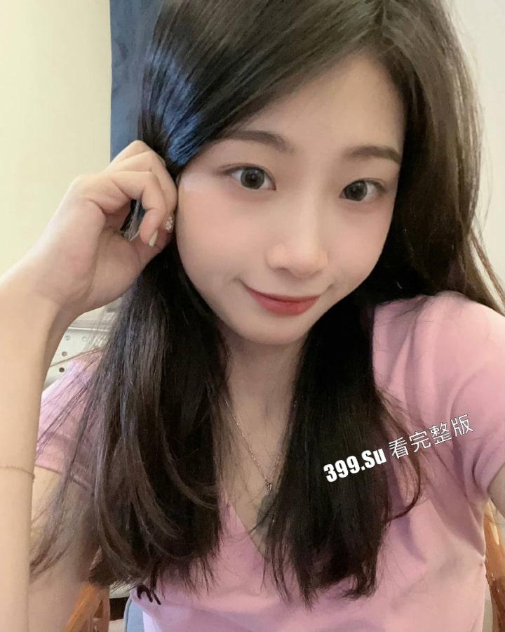 锄头挥得好 没有墙角挖不倒 广州极品反差婊 漾漾 酒吧玩游戏认识 当晚就开房 操完就打电话跟现男友分手