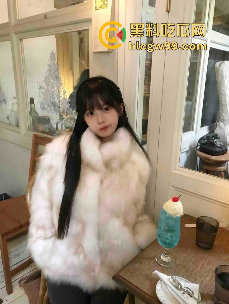 猎奇福利，巨乳少女直播打乳钉，又白又大又圆大白奶被钢针穿透，巨乳被钢针刺穿全程不喊痛，画面让人上头！