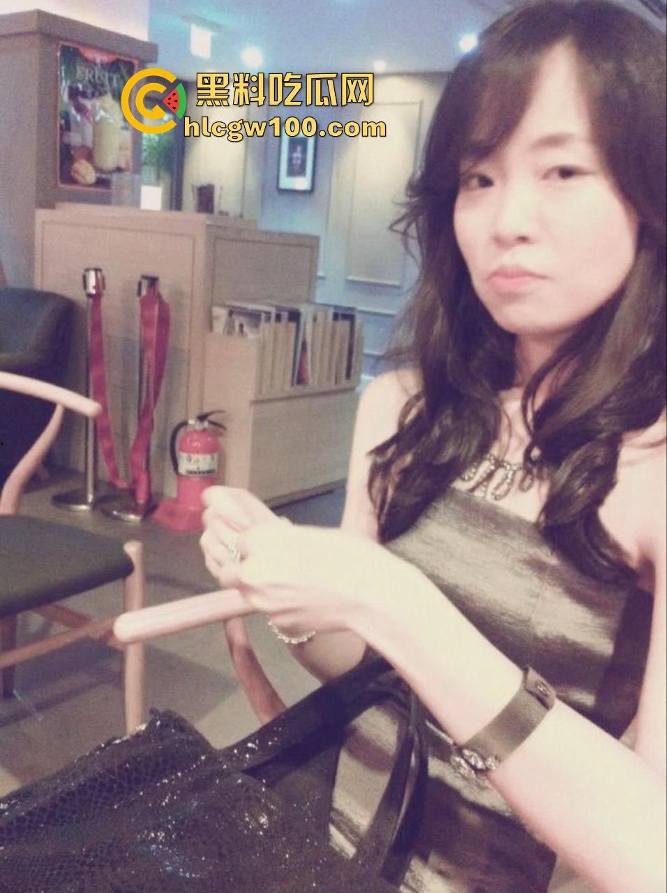 韩国风韵少妇【金贤敏】自拍露脸性爱视频曝光,年少不知少妇好错把少女当成宝!!!