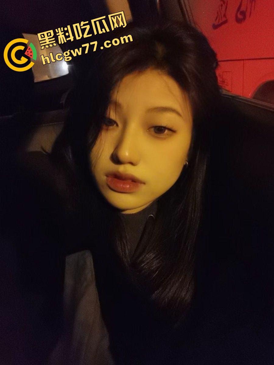 上海城建职院环境艺术系【王梅君】真是骚出新高度,临毕业一句只是玩玩就甩人,大学母狗果然不讲武德!