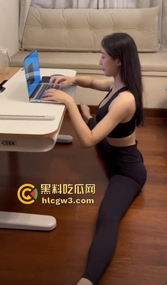 擦边也能剑指财富?冠军剑不够用擦边当武器!击剑冠军『秦雪』反手回怼擦边