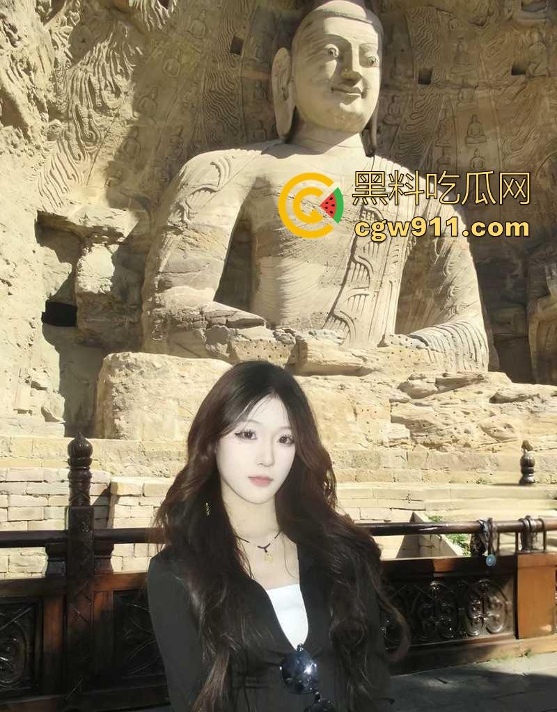 河北师范大学极品舞蹈生【周永媚】性爱私拍泄密,透穴蕾丝内裤勾男友,穿开档黑丝玩无套,花式体位轻松驾驭!