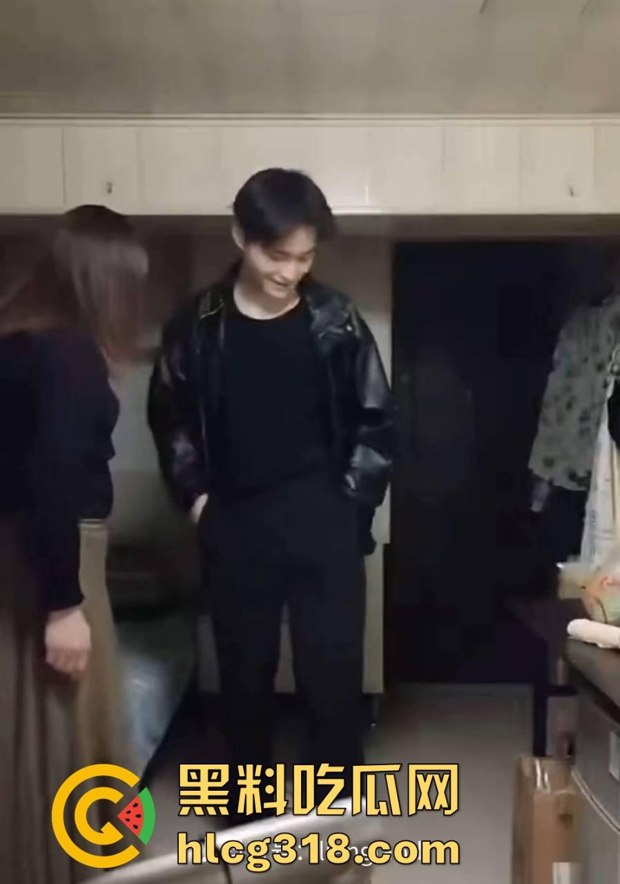 抖音热瓜『阿红』男扮女装约直男健身教练、小鲜肉肌肉男,中门对屌只打高端局,当代第一个千人斩伪娘!