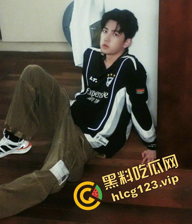 台湾狗仔葛斯齐再曝猛料 杨洋操粉对象竟然是富婆作家顾漫 编剧主演竟然成了炮友,我觉得狗仔是没活了没活硬整