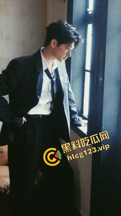 台湾狗仔葛斯齐再曝猛料 杨洋操粉对象竟然是富婆作家顾漫 编剧主演竟然成了炮友,我觉得狗仔是没活了没活硬整