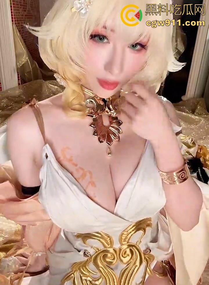 高颜值极品福利姬【雨波HaneAme】COS阿格莱雅写真曝光，臀缝深陷，湿痕渗出布料，刺激得人下体发烫！