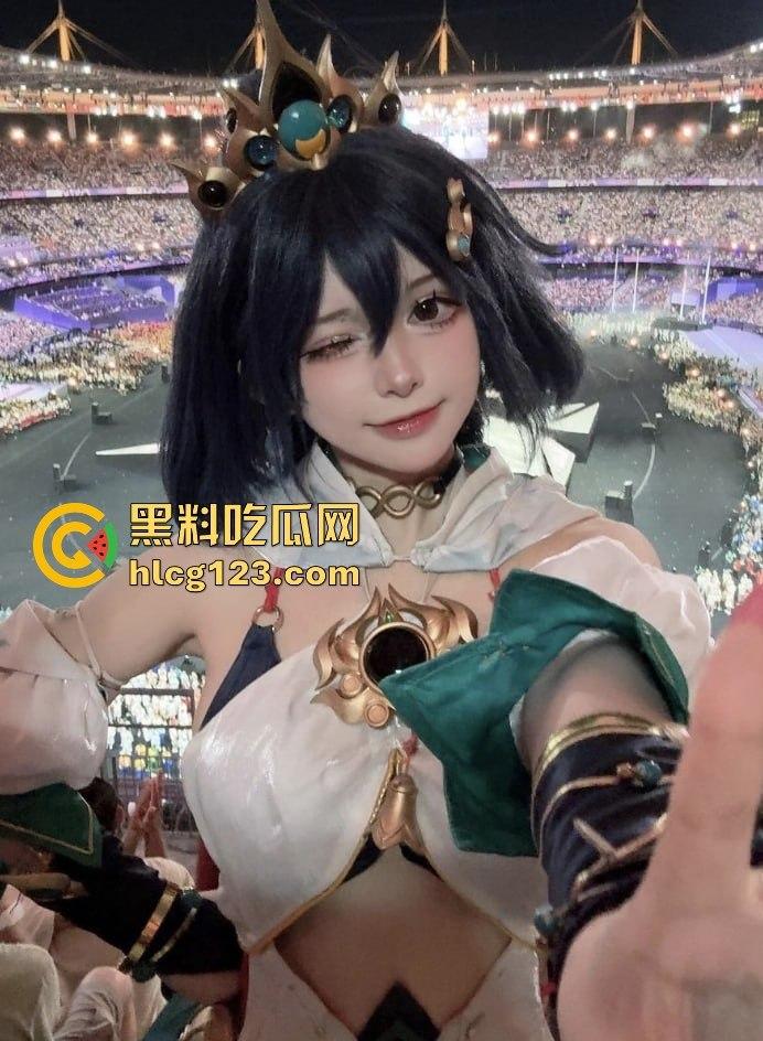 B站百万粉丝UP主『六二二同学』露脸自慰视频曝光!国内是cos国外福利姬,高潮喷白浆!