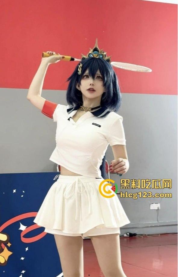 B站百万粉丝UP主『六二二同学』露脸自慰视频曝光!国内是cos国外福利姬,高潮喷白浆!