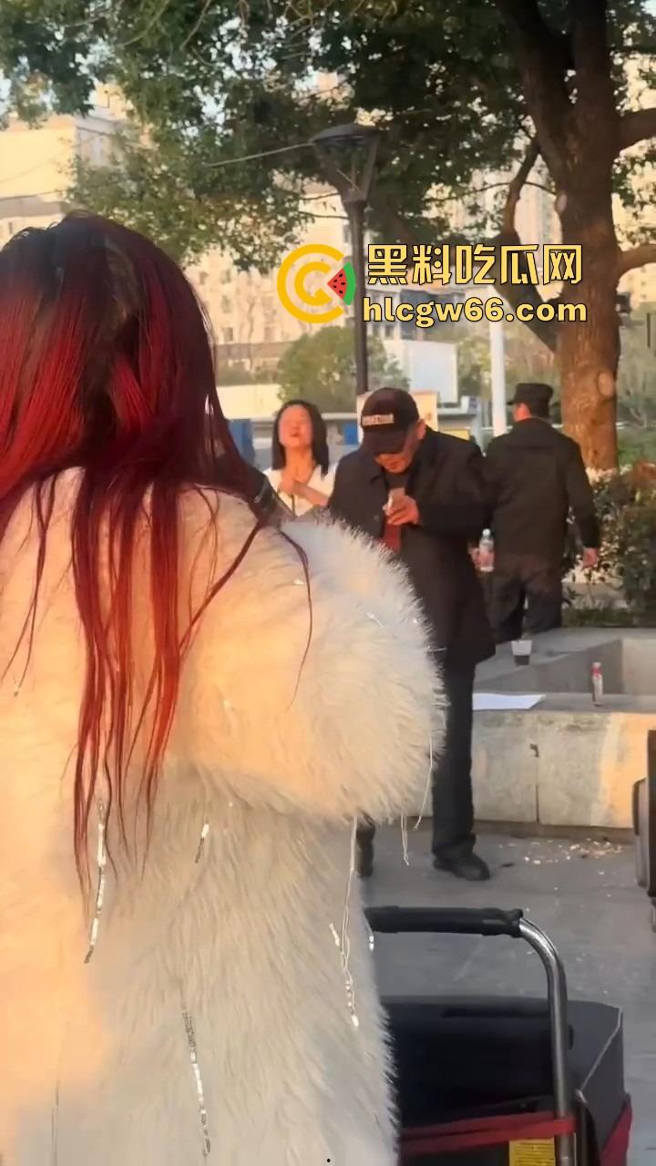 山西晋城榜一大哥线下打赏真实版拒绝中间商,拒绝平台抽成主播秒送身,钱花在刀刃上!