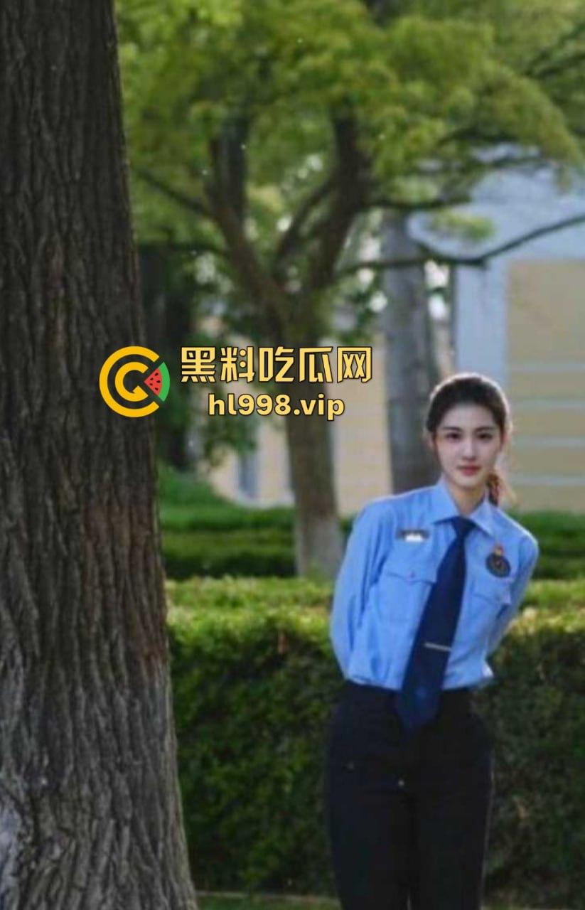 民警变成变态淫魔!外网发布与女警的性爱视频,穿警服口交、后入爆操,极品警花无处遁形!