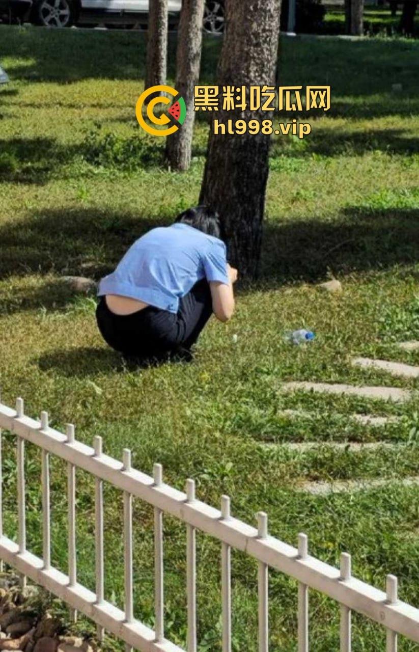 民警变成变态淫魔!外网发布与女警的性爱视频,穿警服口交、后入爆操,极品警花无处遁形!