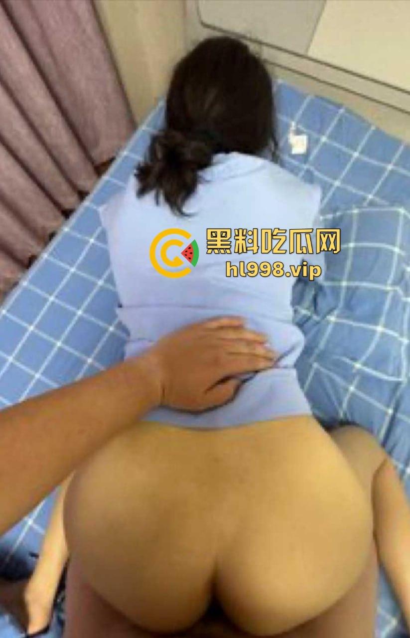 民警变成变态淫魔!外网发布与女警的性爱视频,穿警服口交、后入爆操,极品警花无处遁形!