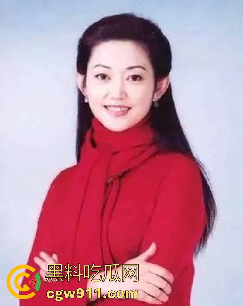 大连广电台长【王卫】,玩5p视频曝光,有著名播音员于洋,还有主持人母女,甚至还有自己师母,玩的真花花啊!