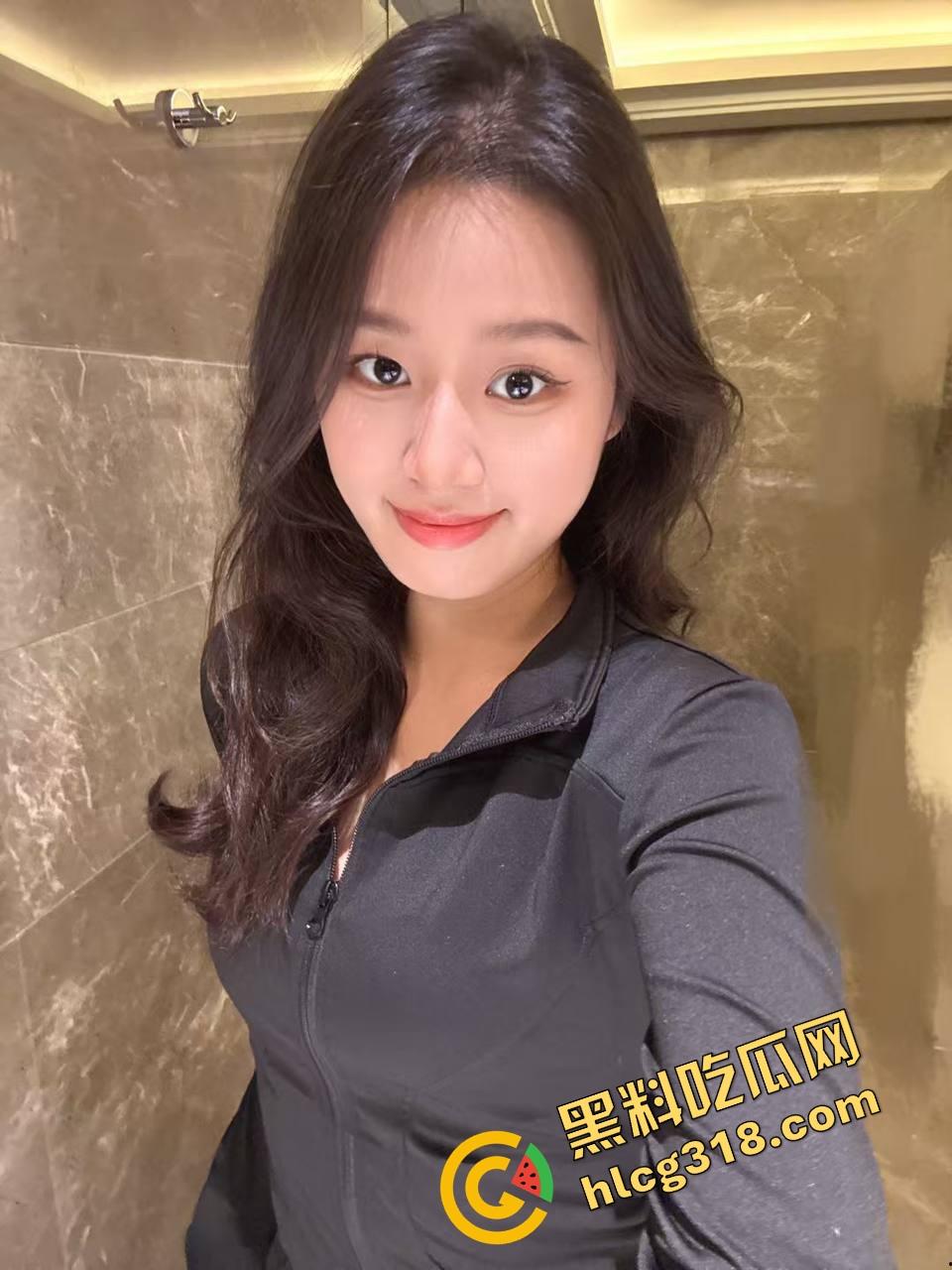 她说今晚不想操,只想要敷点原料新鲜的面膜,忍不住一发射脸,我醉欲眠卿且射,明朝皮肤嫩如花!