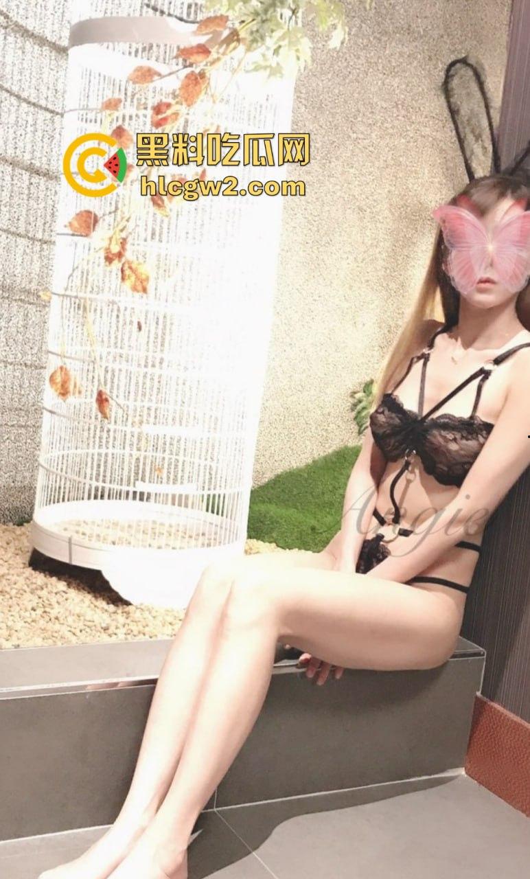 北京【ANGIE】性感淫荡小仙女露出啪啪 颜值天花板极致反差 穷人操不到的女神却成富人精盆玩物!